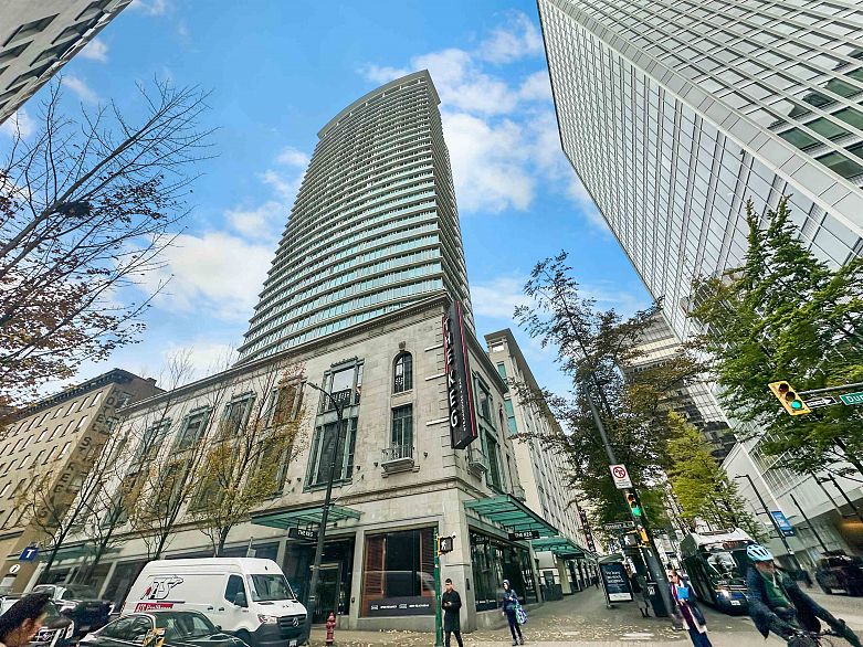 616 610 Granville Street