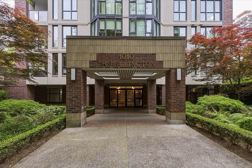 1203 1010 Burnaby Street