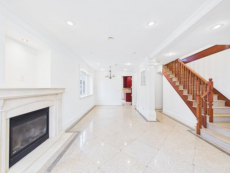 3394 Seaforth Drive
