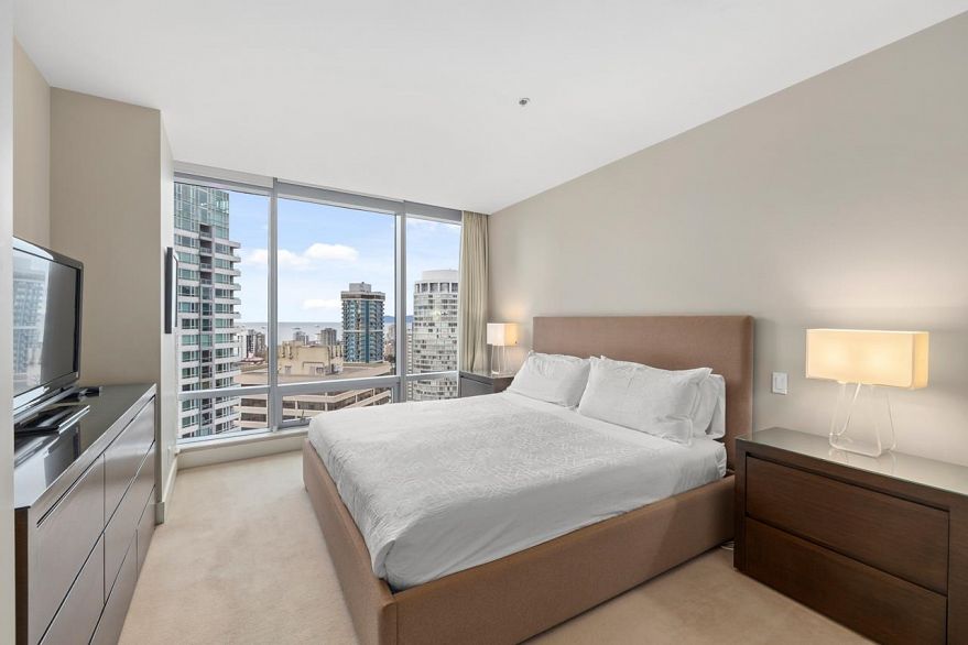 2601 1111 Alberni Street
