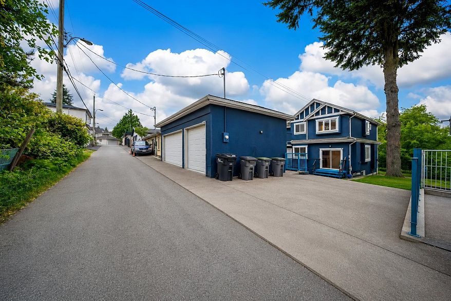3394 Seaforth Drive
