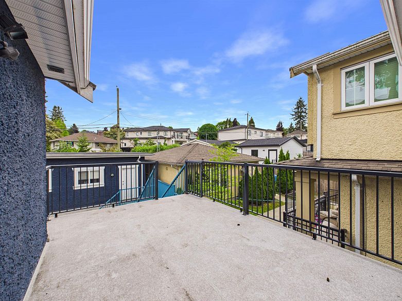 3394 Seaforth Drive