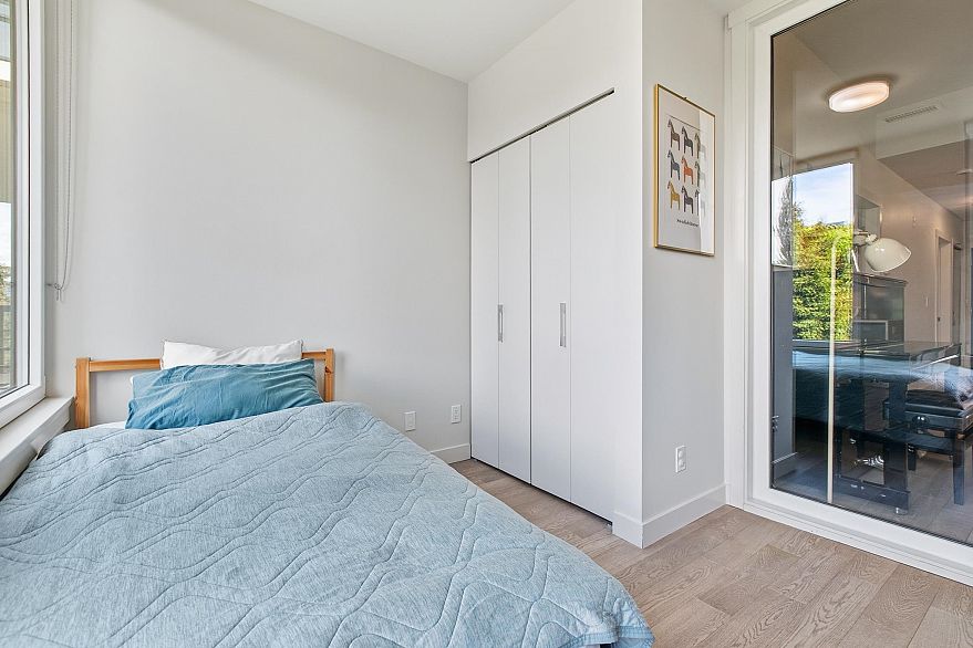 307 4488 Cambie Street