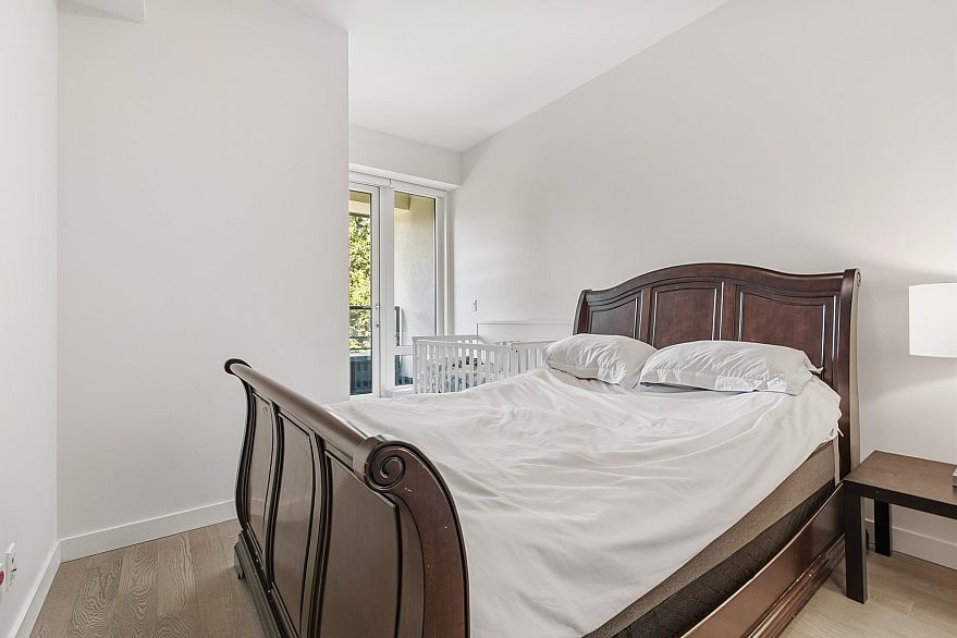 307 4488 Cambie Street