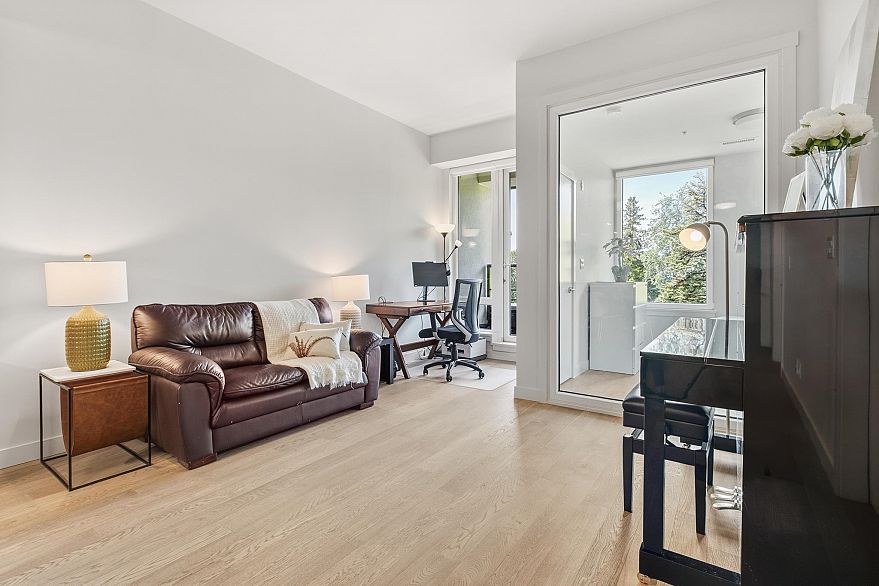 307 4488 Cambie Street