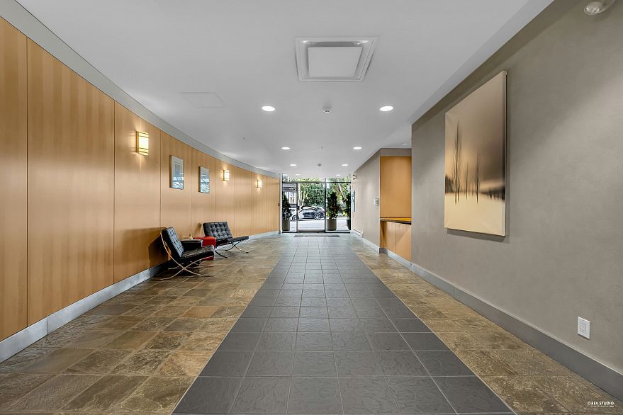 214 1688 Robson Street
