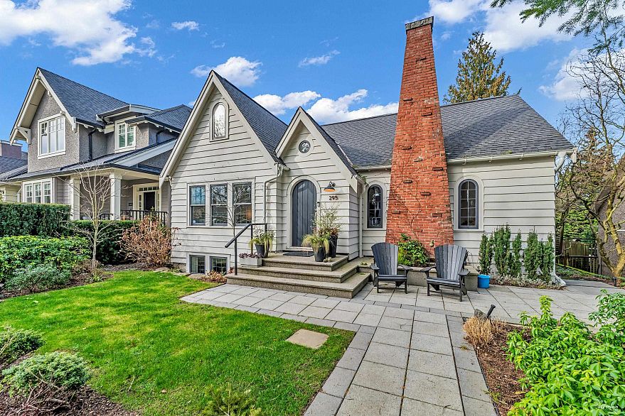 295 W 23rd Avenue