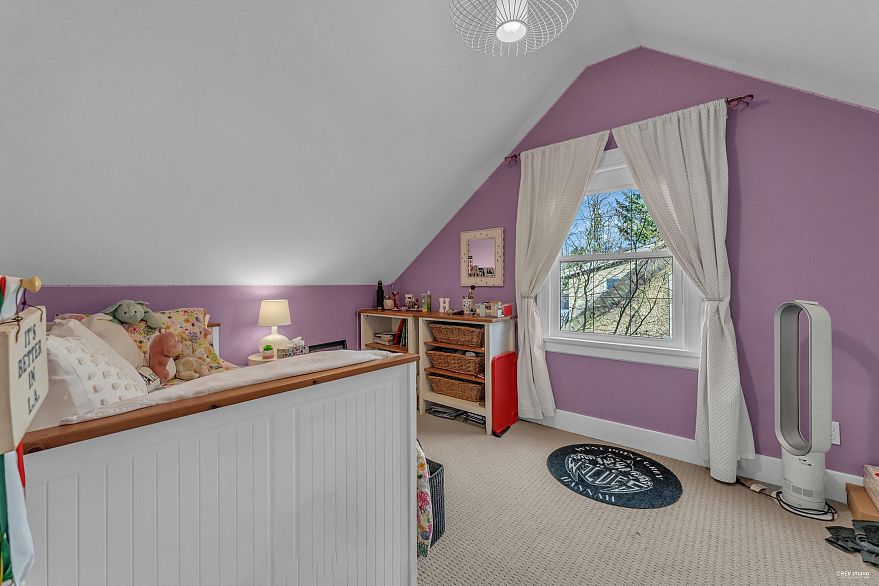 295 W 23rd Avenue
