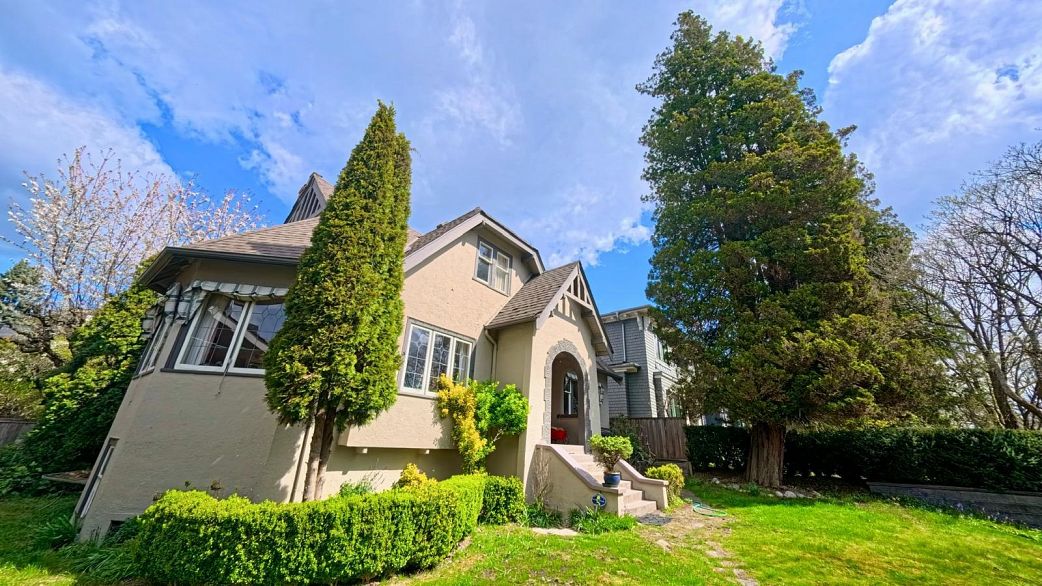 3425 W 33rd Avenue
