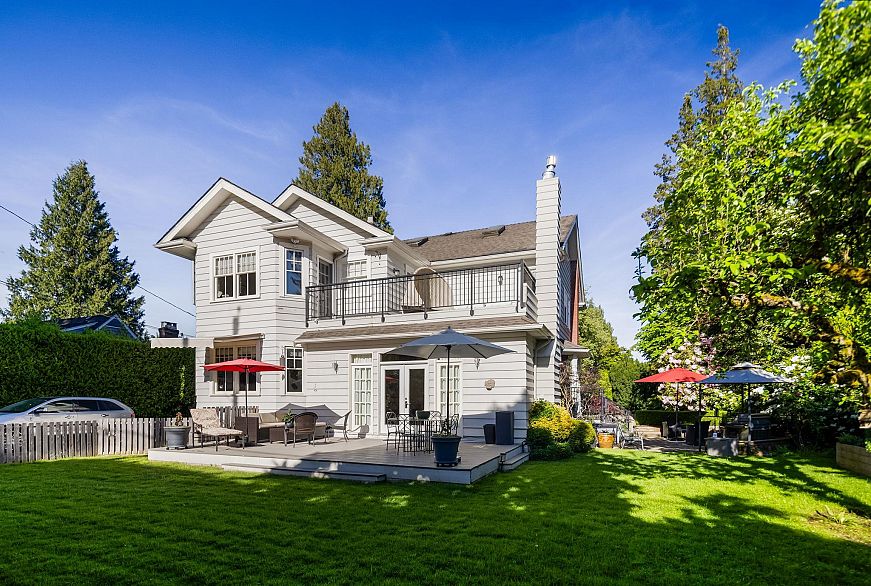 5425 Angus Drive