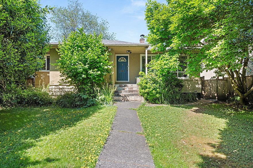2323 W 23rd Avenue
