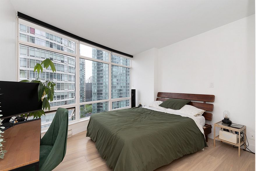 1203 1200 Alberni Street
