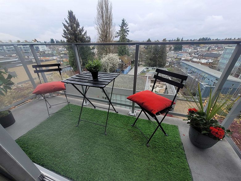 719 4818 Eldorado Mews
