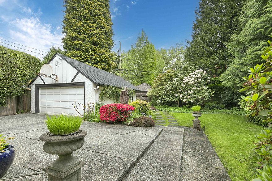 4388 Angus Drive