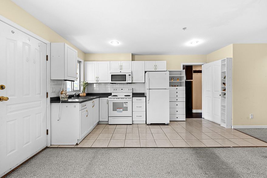 104 E 63rd Avenue