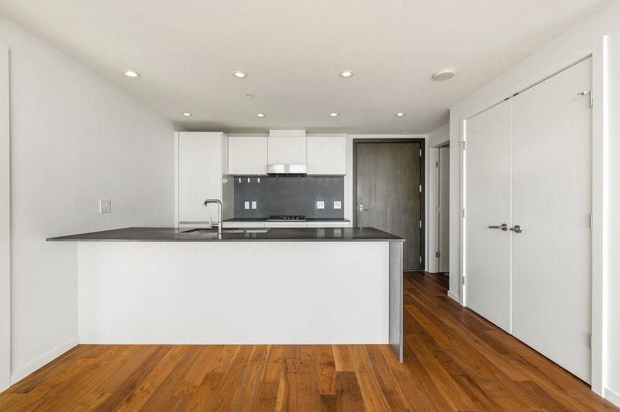 1705 8588 Cornish Street