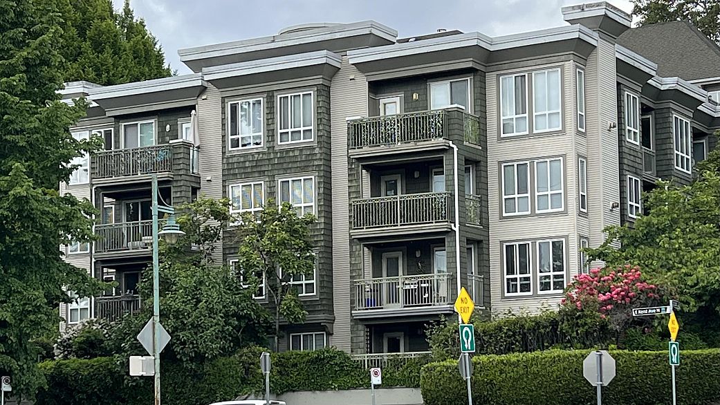 310 8495 Jellicoe Street