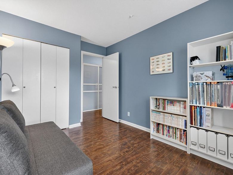 310 8495 Jellicoe Street