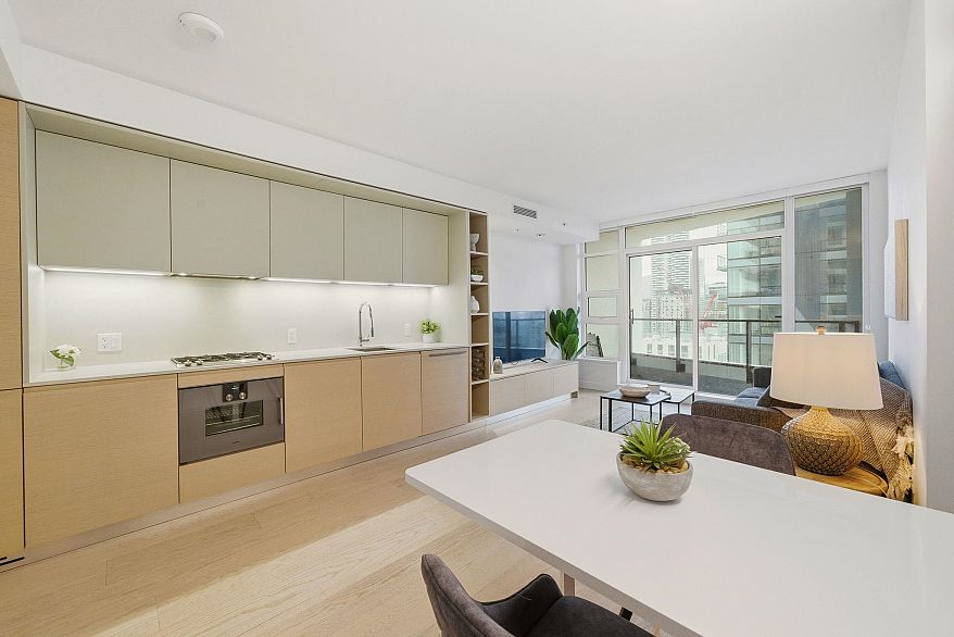2606 1289 Hornby Street