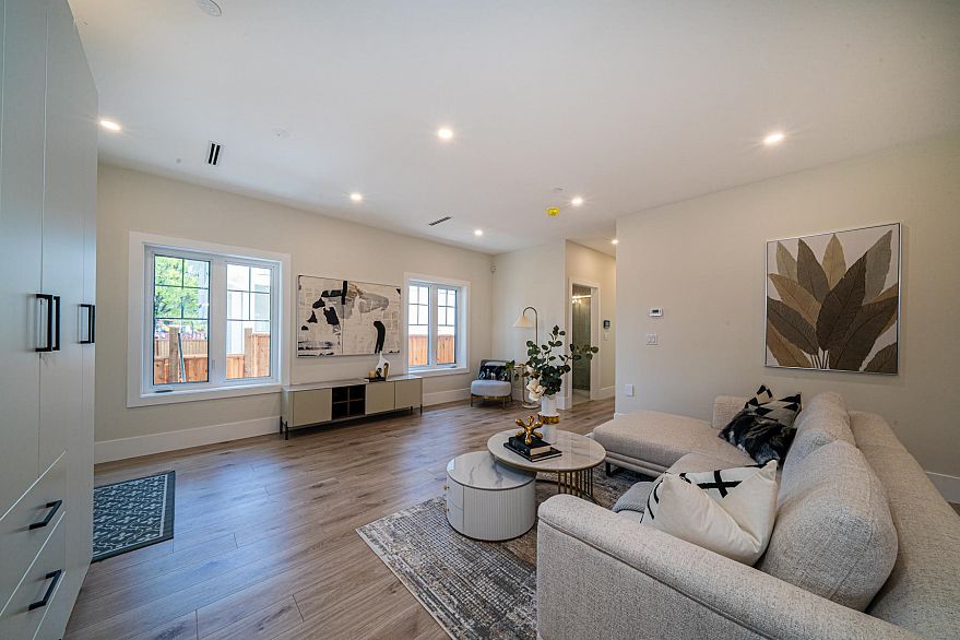 972 Park Drive