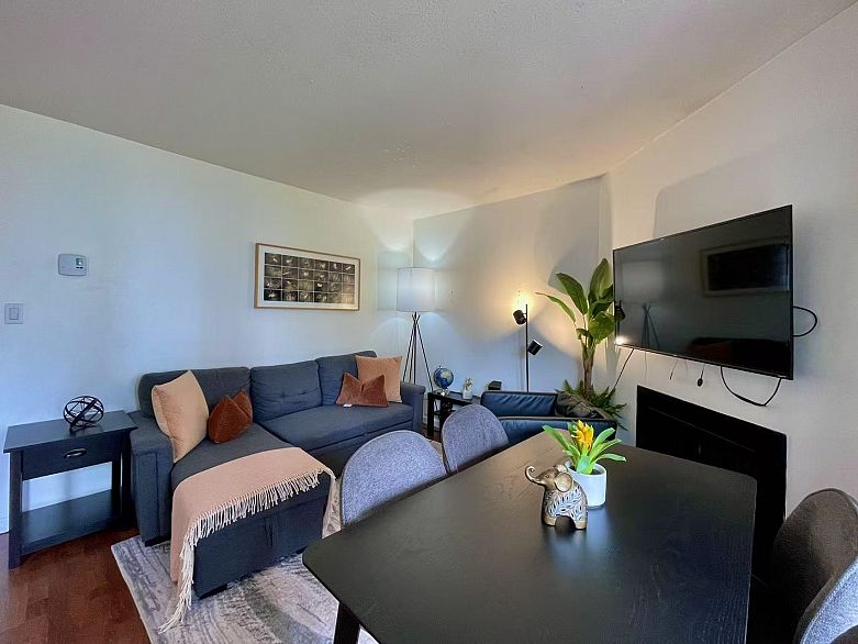 302 1405 HARO STREET, Vancouver BC V6G 1G2