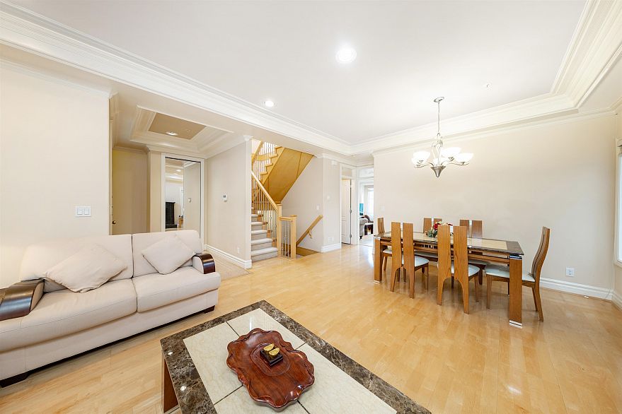 260 W 63rd Avenue