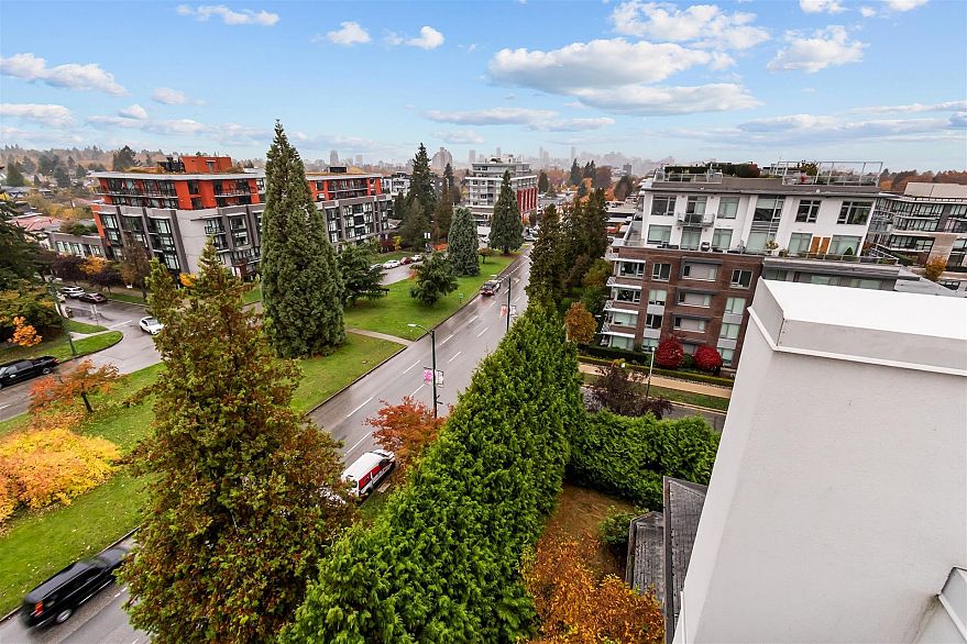 601 4240 Cambie Street