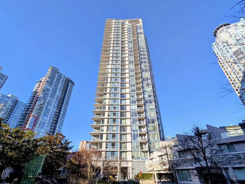 1006 188 Keefer Place