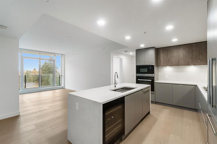 601 4240 Cambie Street