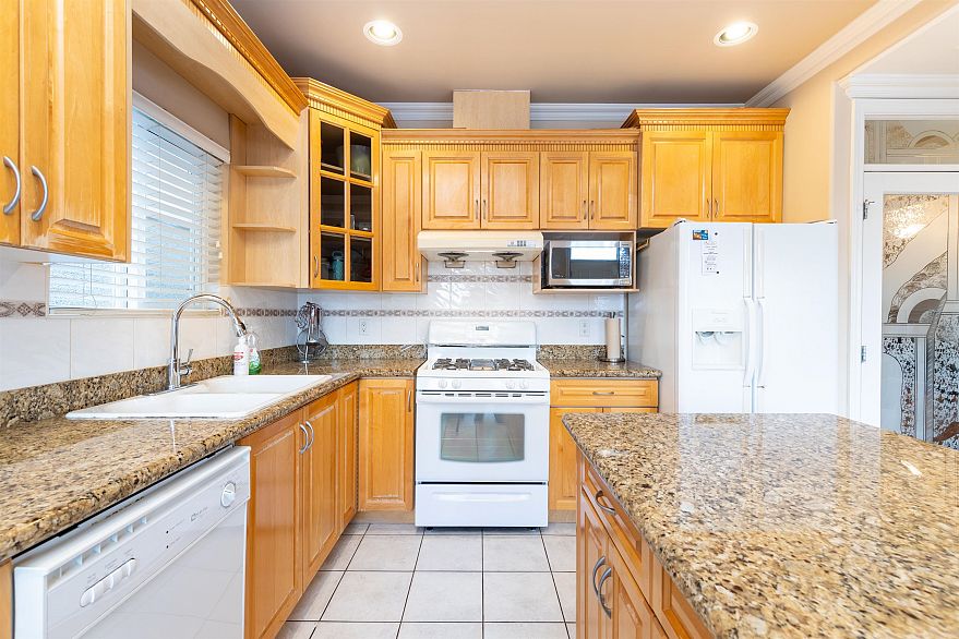 260 W 63rd Avenue