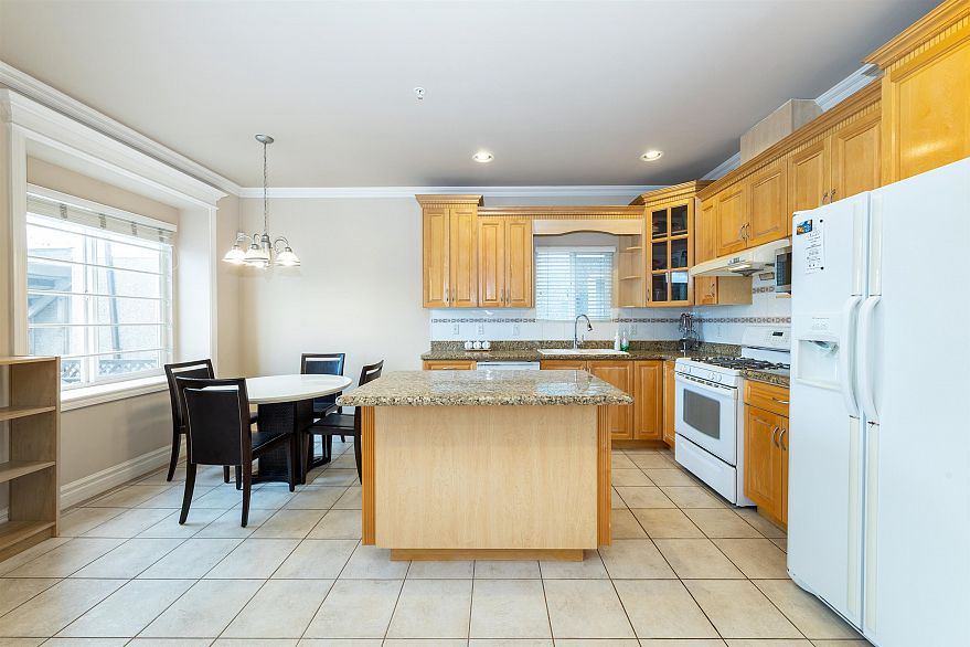 260 W 63rd Avenue
