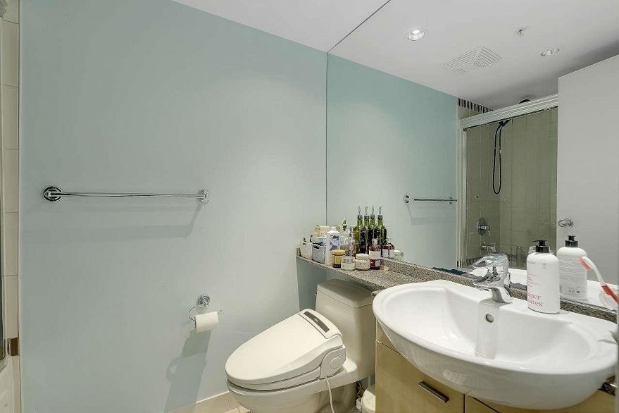 601 1408 Strathmore Mews