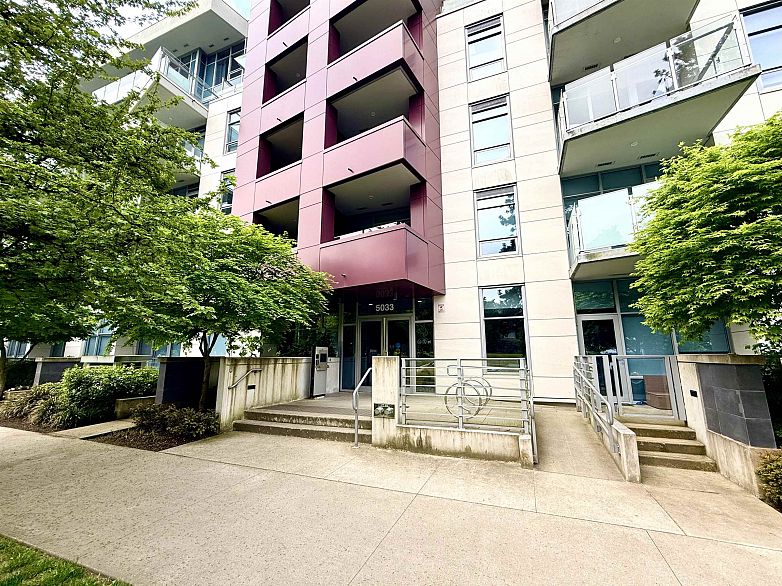 305 5033 Cambie Street