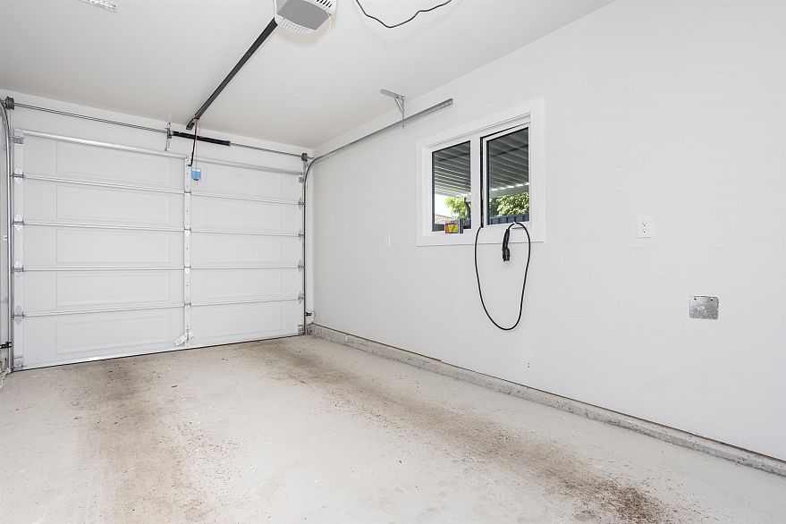 1470 W 57th Avenue