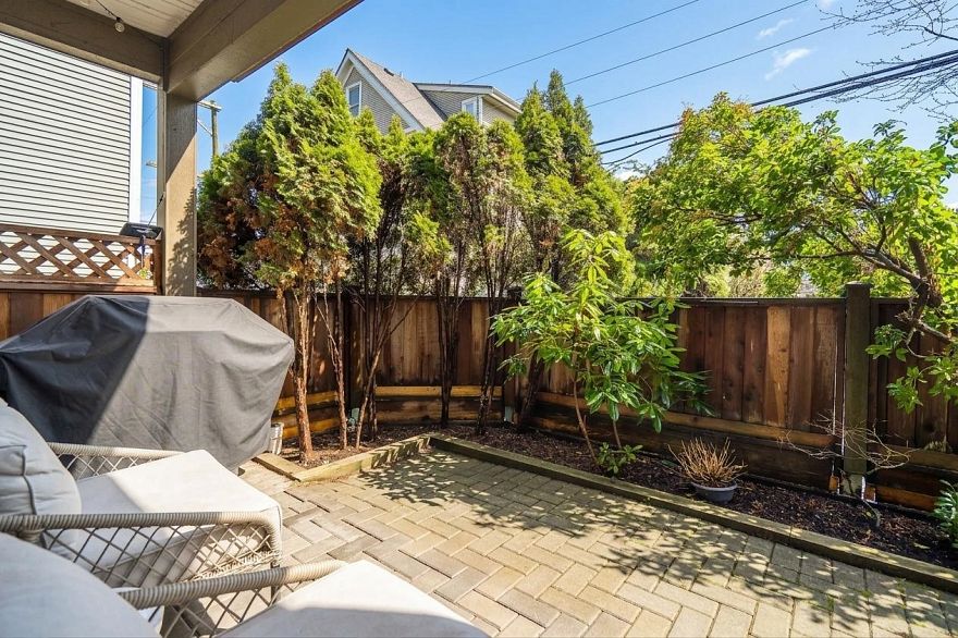 2268 St. George Street