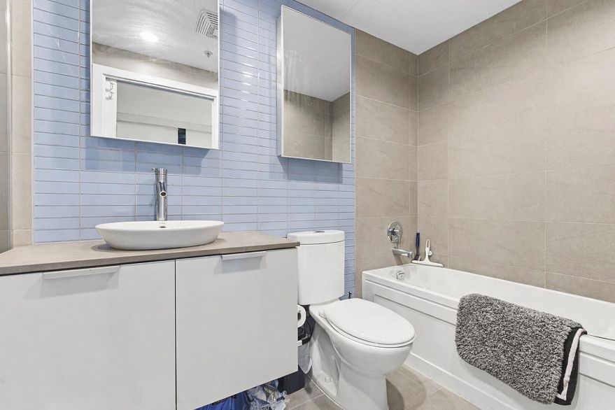 2605 128 W Cordova Street