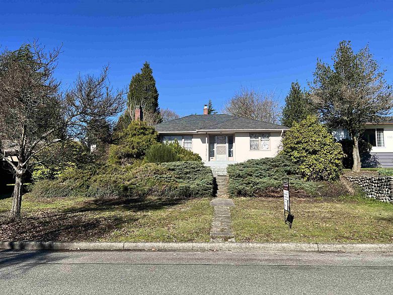 1315 W 58th Avenue