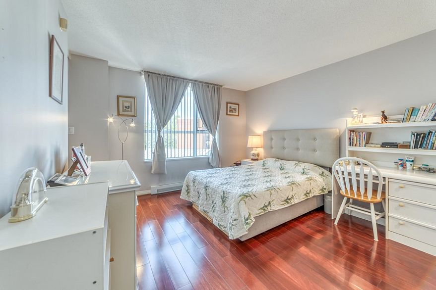 403 688 Fairchild Road