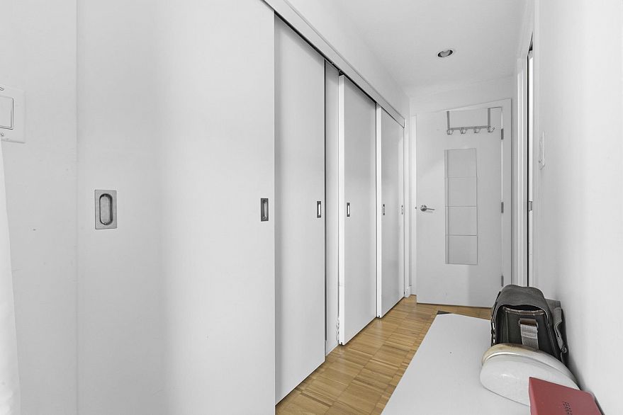 2605 128 W Cordova Street