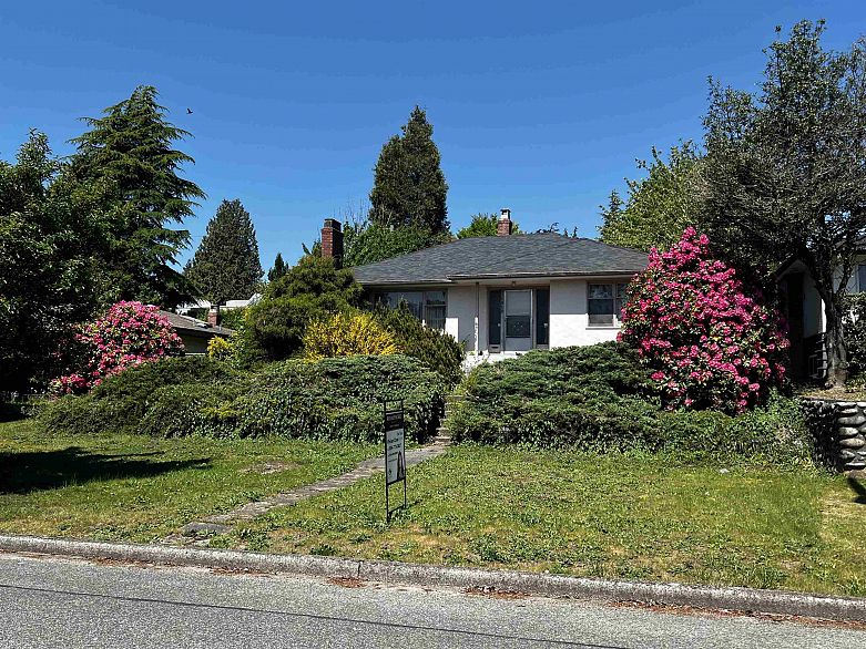 1315 W 58th Avenue