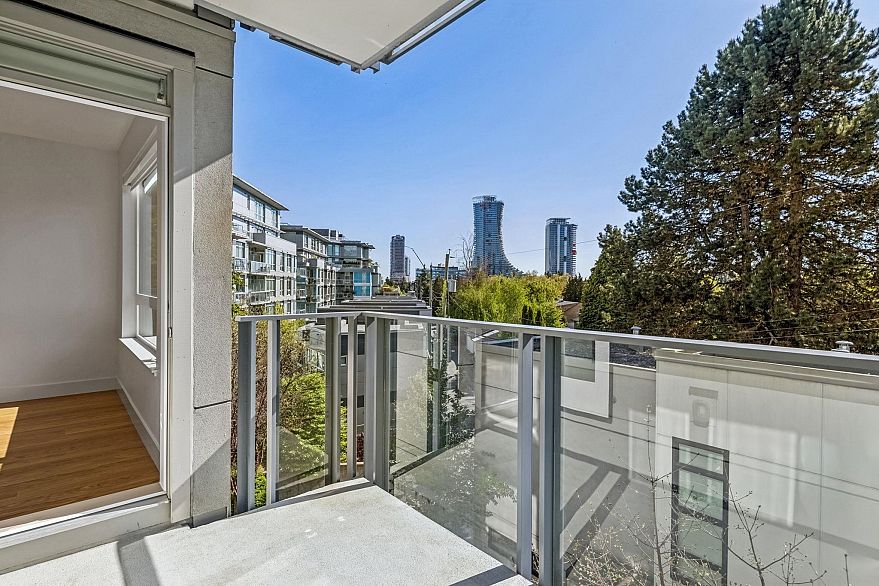 309 5115 Cambie Street
