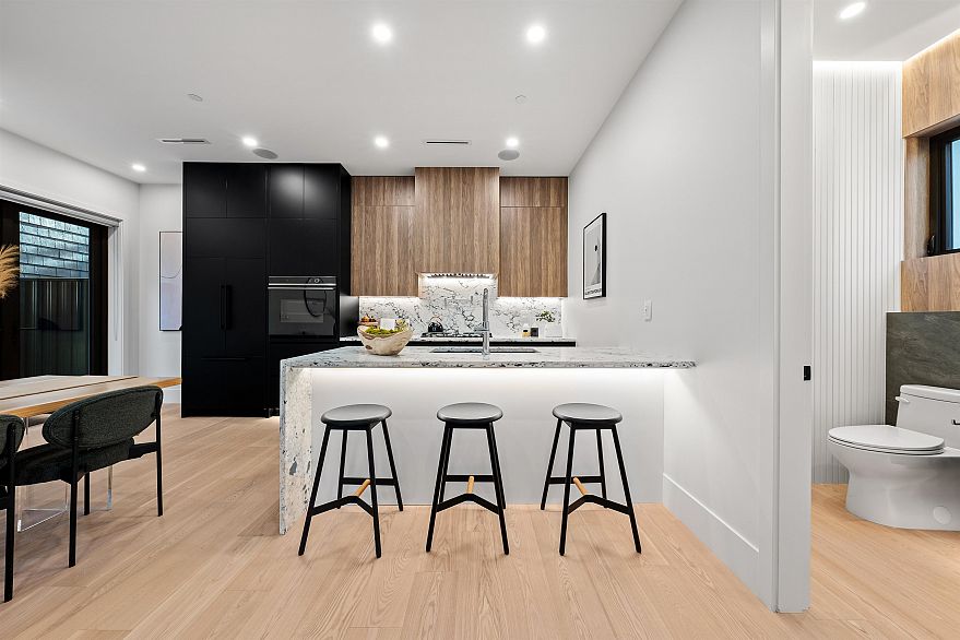 1 5034 Granville Street