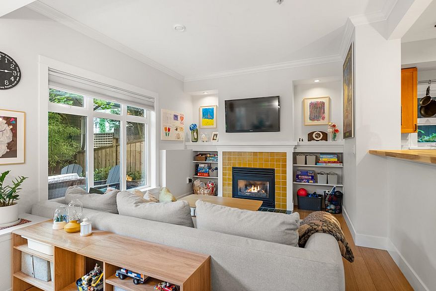 357 W 11th Avenue