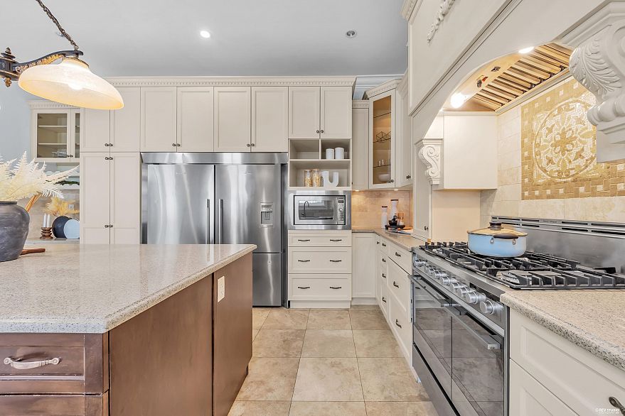 1675 W 59th Avenue
