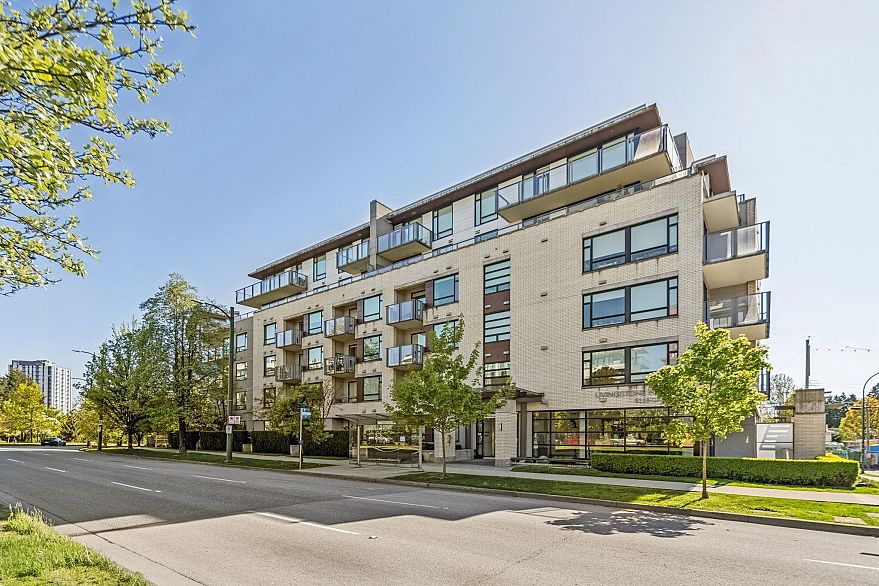 309 5115 Cambie Street