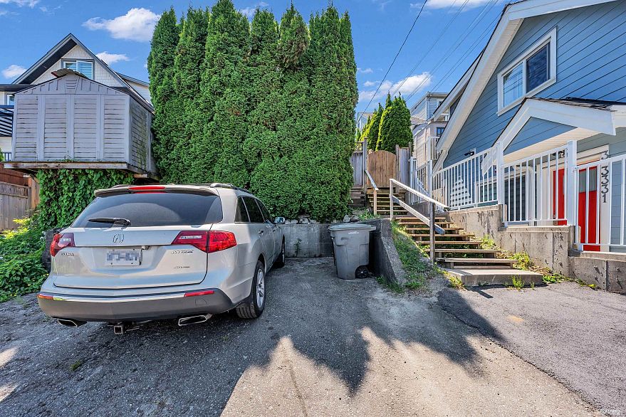 3335 Church Street