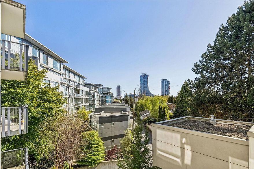 309 5115 Cambie Street