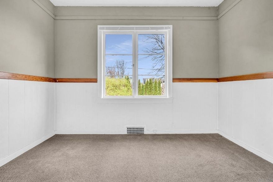 1775 Cedar Crescent