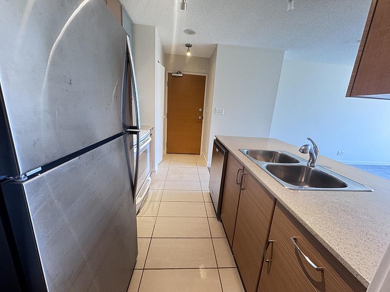 1410 928 HOMER STREET, Vancouver BC V6B 1T7