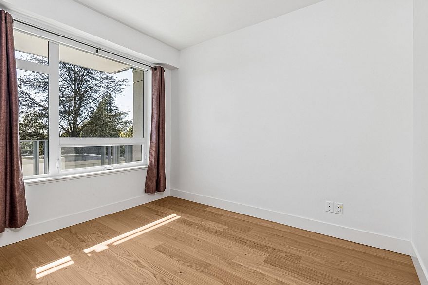 309 5115 Cambie Street